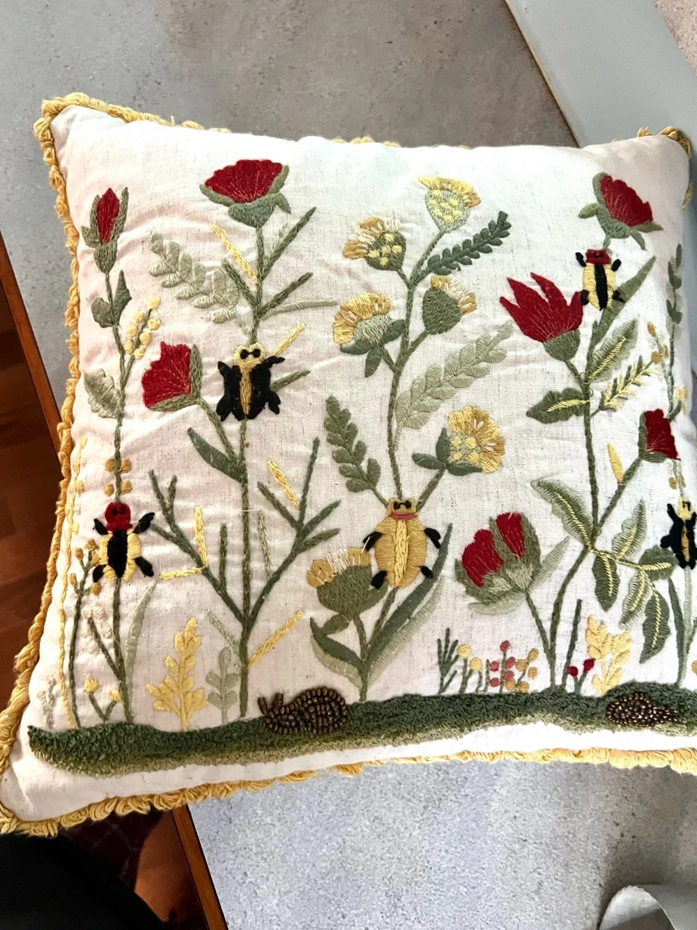 Pier 1 Embroidered Flora & Fauna Pillow Folk Art, Cottagecore ,Lovely,Size 14x14